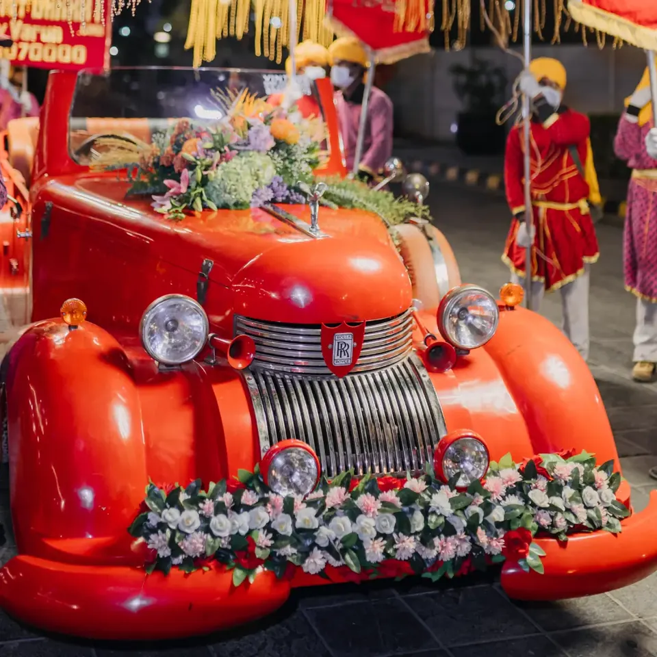 Event decor and lighting by Show Squad Events